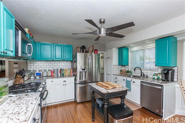 Foto del edificio - 91-206-206 Makahou Pl