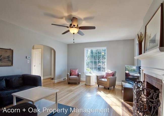 Foto del edificio - 4 br, 2 bath House - 1422 N. Gregson St.