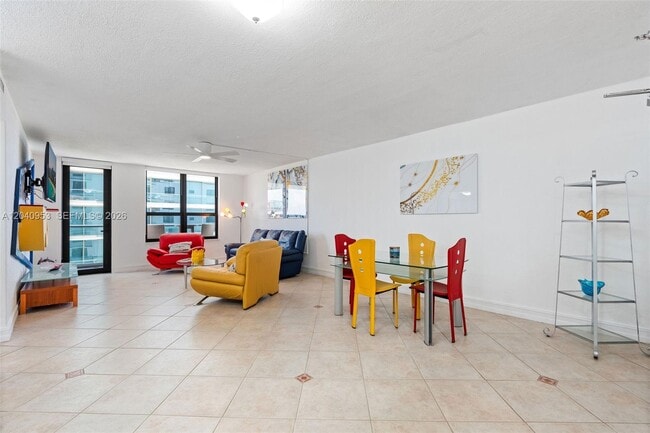 Building Photo - 10185 Collins Ave