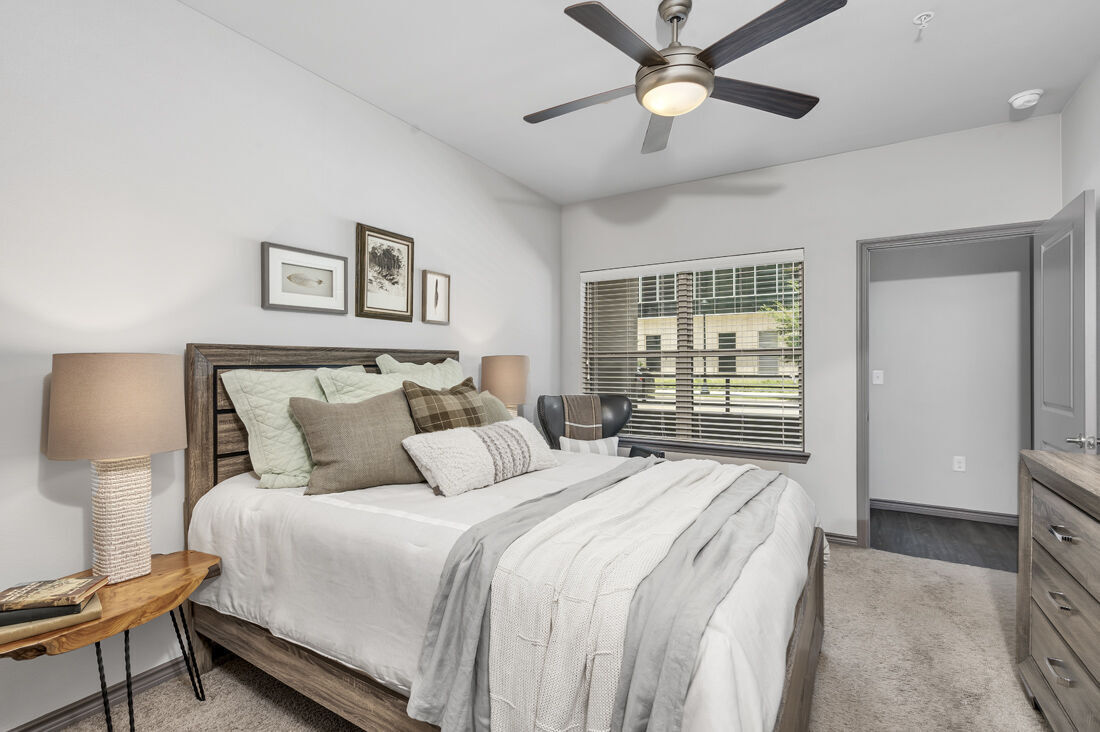 Bottle House on Main 650 S Main St Fort Worth, TX