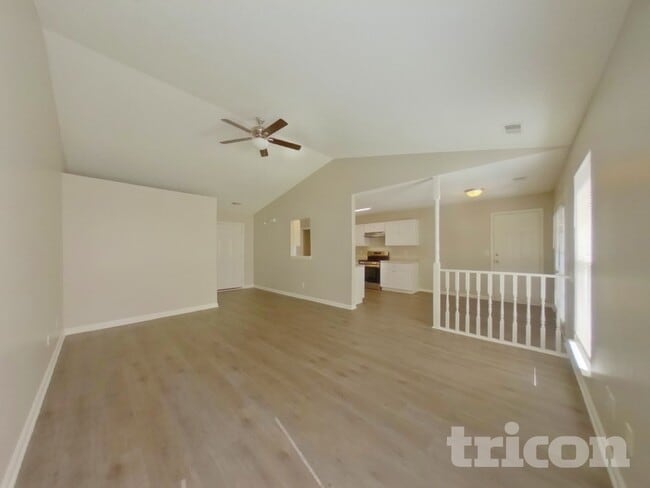Building Photo - 824 Cedar Break Ct