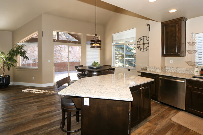 Building Photo - 5254 Cove Canyon Dr