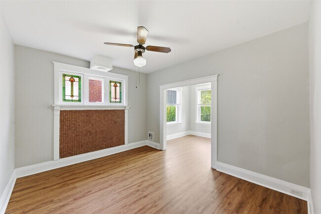 Foto del edificio - 4162 Shenandoah Ave