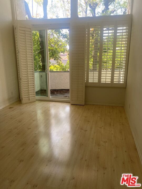 Building Photo - 10800 Holman Ave