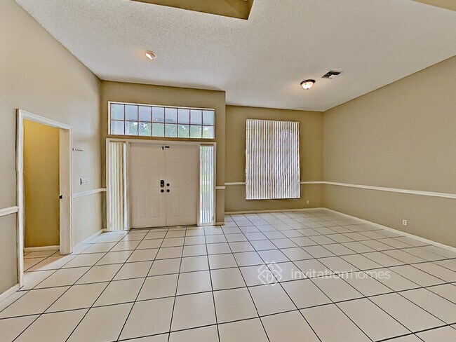 Building Photo - 8013 NW 83rd St