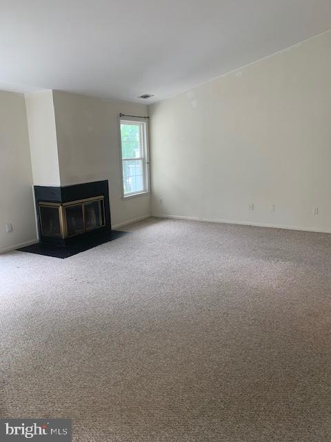 Primary Photo - 303 Trinity Ct