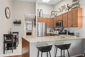 Building Photo - 783 Williamsburg Cir