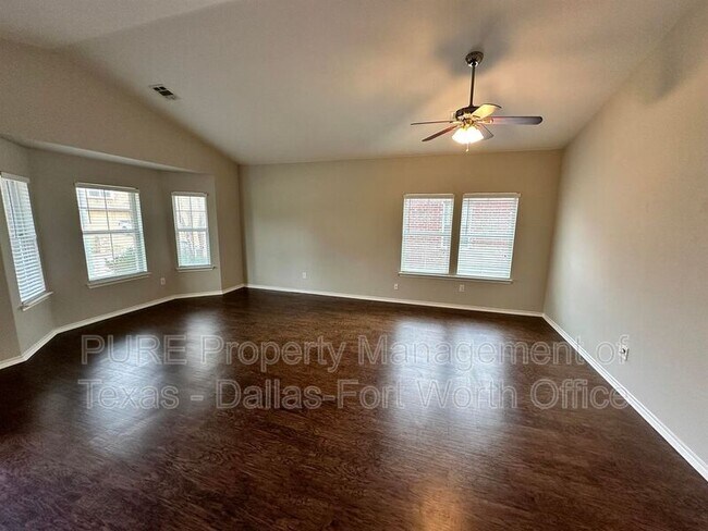 Building Photo - 5033 Caraway Dr