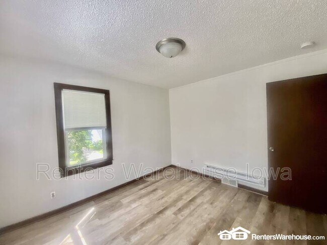 Foto del edificio - 1816 Francis Ave