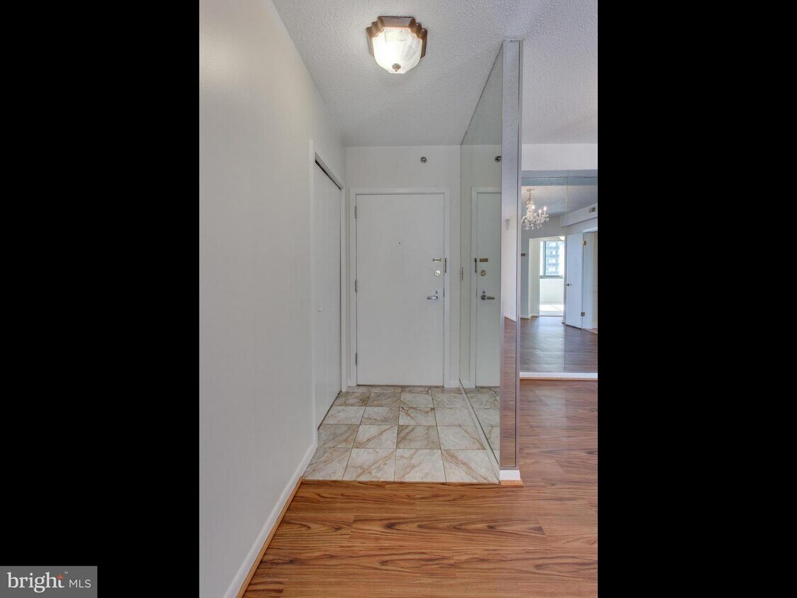 5505 Seminary Rd Unit 1616N, Falls Church, VA 22041 Room for Rent in