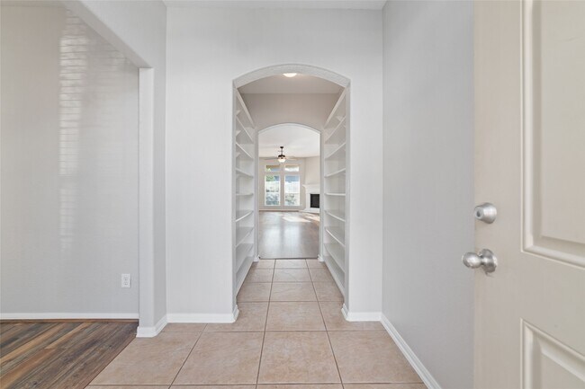 Foto del edificio - 4922 Gingham Check Ct