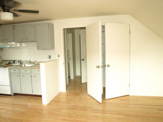 Foto del edificio - 162 Moorefield St