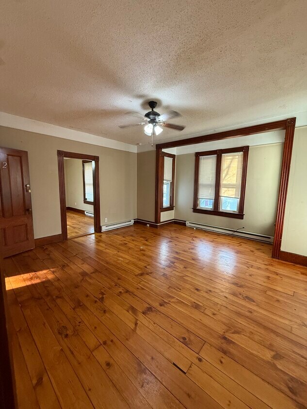 Foto principal - 17 Sunnyside Ave