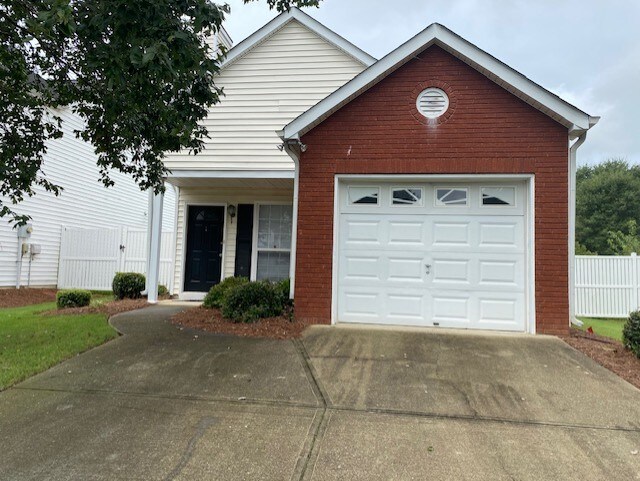 Foto principal - 3471 Avensong Village Cir