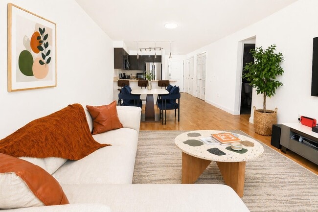 Foto del edificio - 5711 Jefferson St