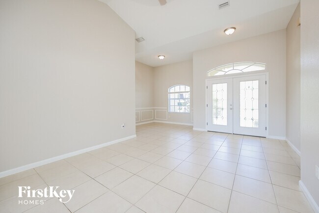 Building Photo - 3342 Cunliffe Rd