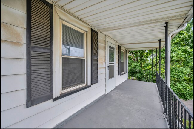 Foto del edificio - 4105 E 64th St