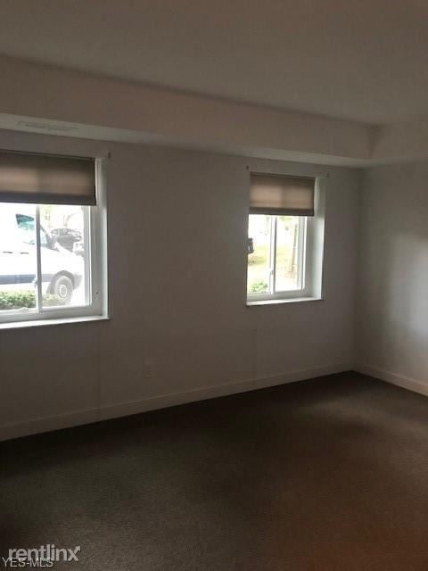Building Photo - 3675 Clague Rd