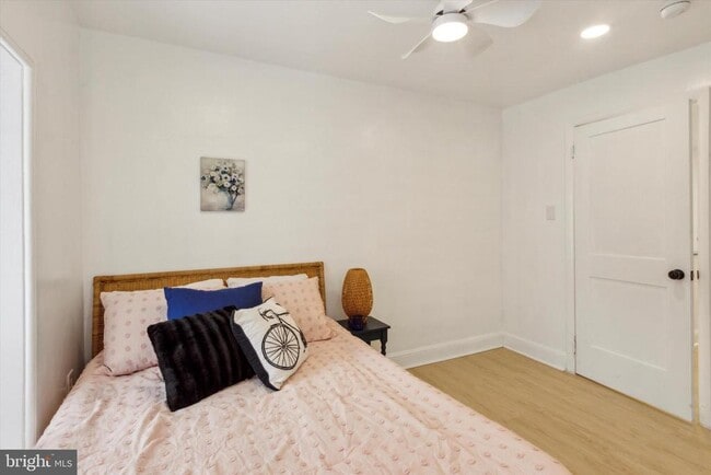 Foto del edificio - 42 E Haines St