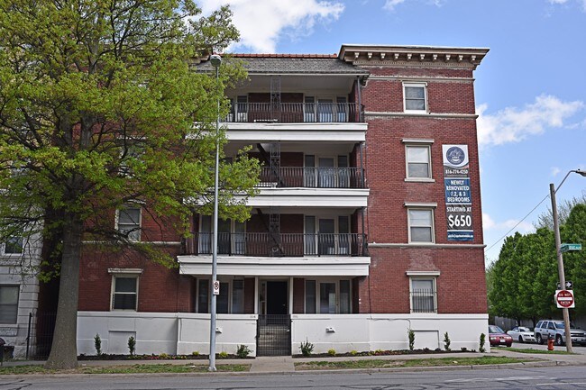 Foto del edificio - 1114 E. Armour