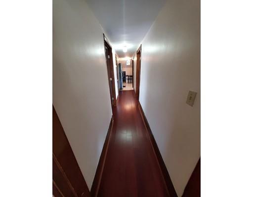 Foto del edificio - 142 Winsor Ave