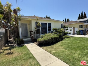 Building Photo - 12856 Walsh Ave
