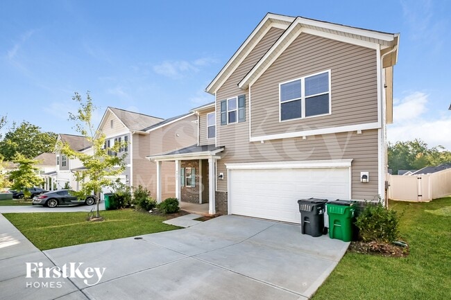 Building Photo - 9225 Evans Creek Ct