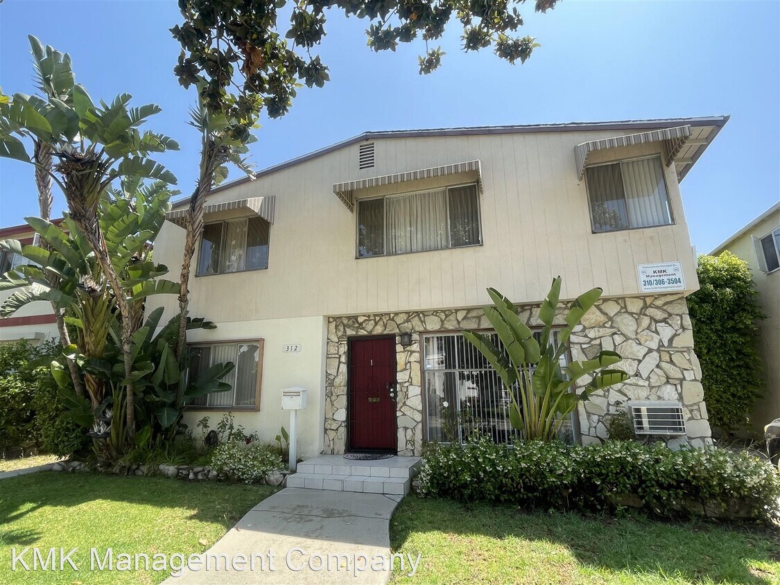 Primary Photo - 1 br, 1 bath Apartment - 312 S. Doheny Dr....