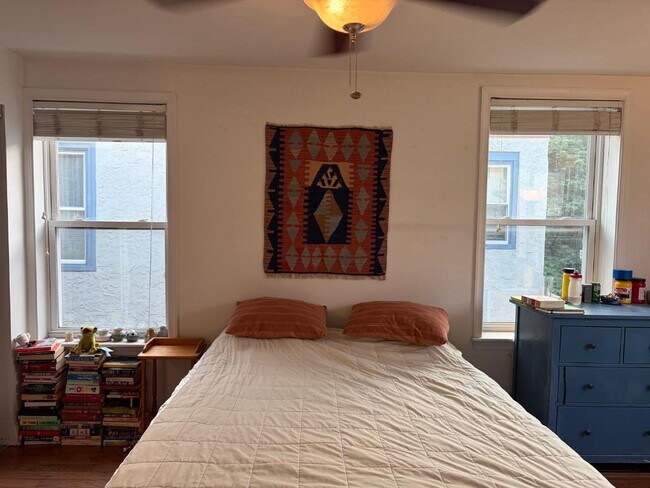 Foto del edificio - 1319 Ellsworth St