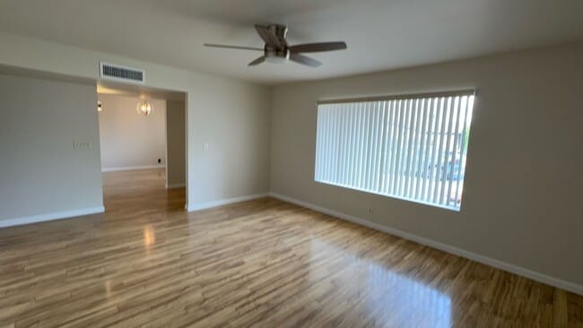 Foto del edificio - 2 Bed 2 Bath home In Sunland Village 55+