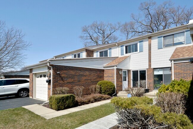 Photo - 210 W Wimbolton Dr Townhome