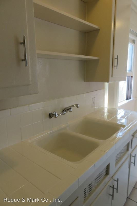 Foto del edificio - 1336-1338 Berkeley St