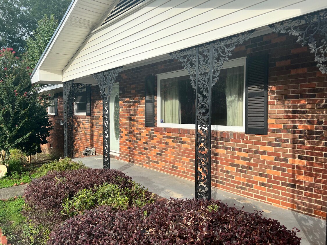 Foto del edificio - 1116 Northwood Rd