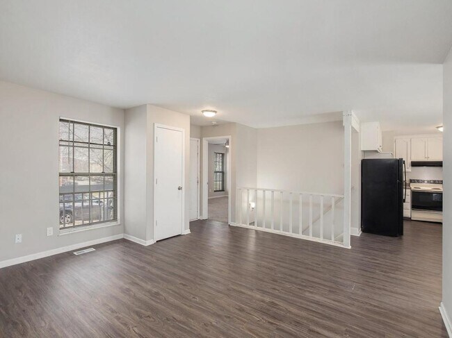 Building Photo - 10101 E 67th St