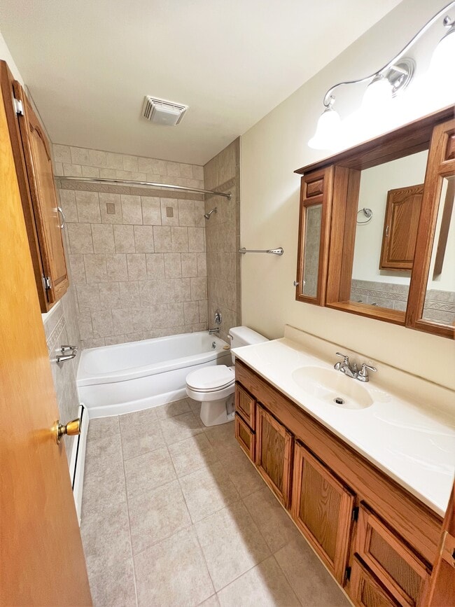 Bathroom - 1438 15th St S