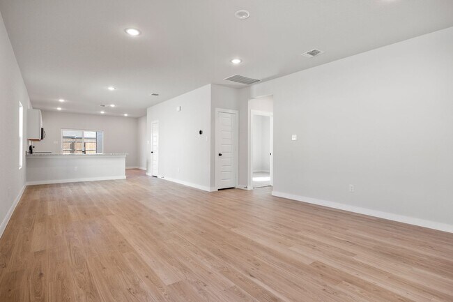 Building Photo - Brand New Home In Los Altos!!!