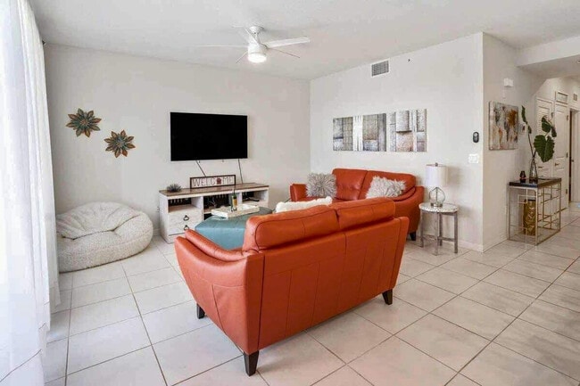 Building Photo - 4784 Clock Tower Dr