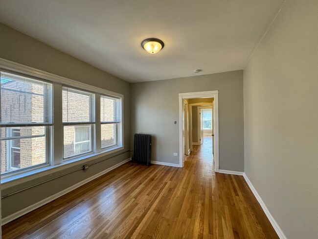 Foto del edificio - 4908 N Saint Louis Ave