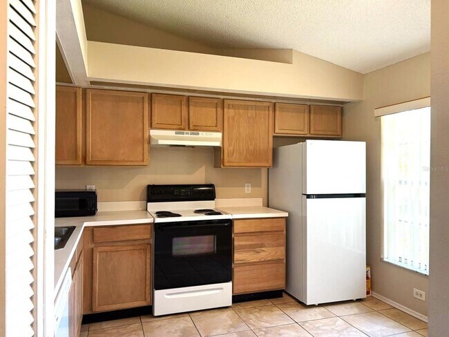 Building Photo - 1244 Barefoot Bay Dr