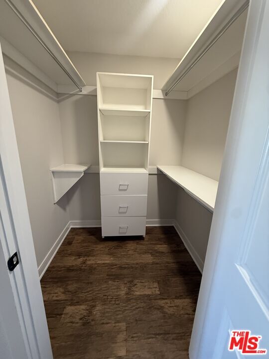 Foto del edificio - 7660 Beverly Blvd