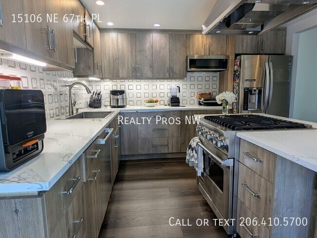 Foto del edificio - 15106 NE 67th Pl
