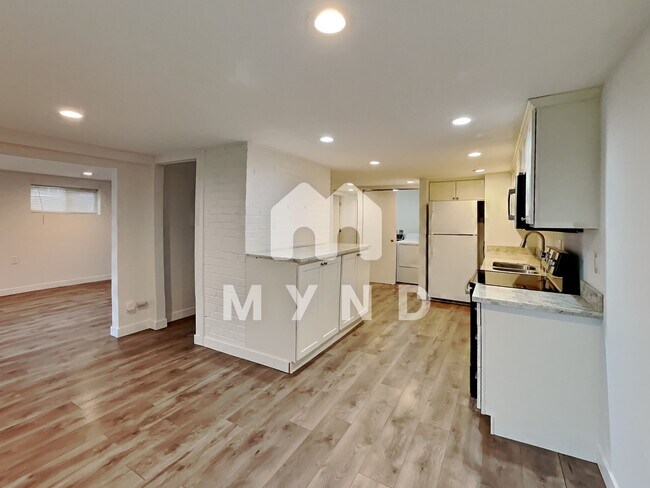 Foto del edificio - 303 S 104th St Apt B
