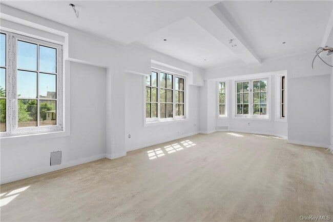 Building Photo - 139 Fifth Ave