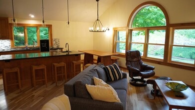 Building Photo - 6316 Vt 14