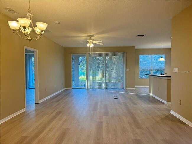 Foto del edificio - 8210 Whistling Pine Way