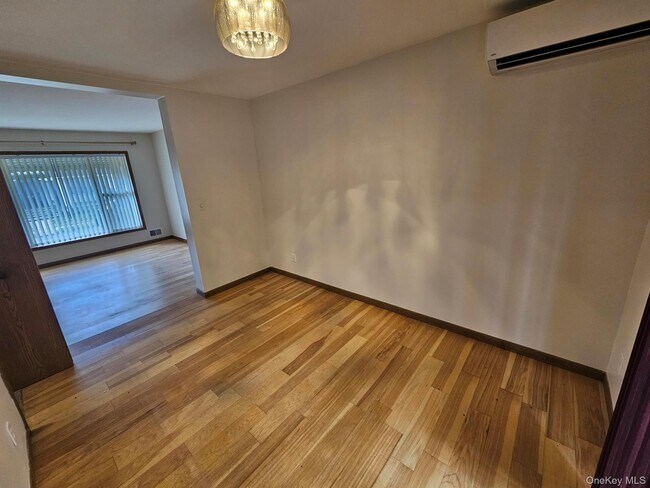 Foto del edificio - 49 Beechwood Ave