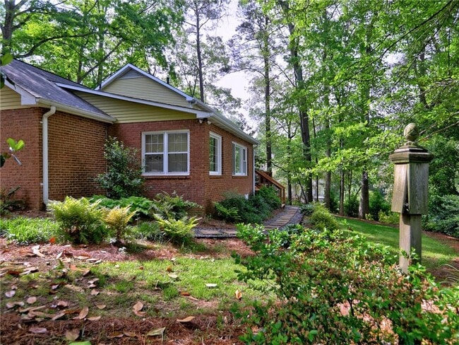 Foto del edificio - 1257 Independence Way