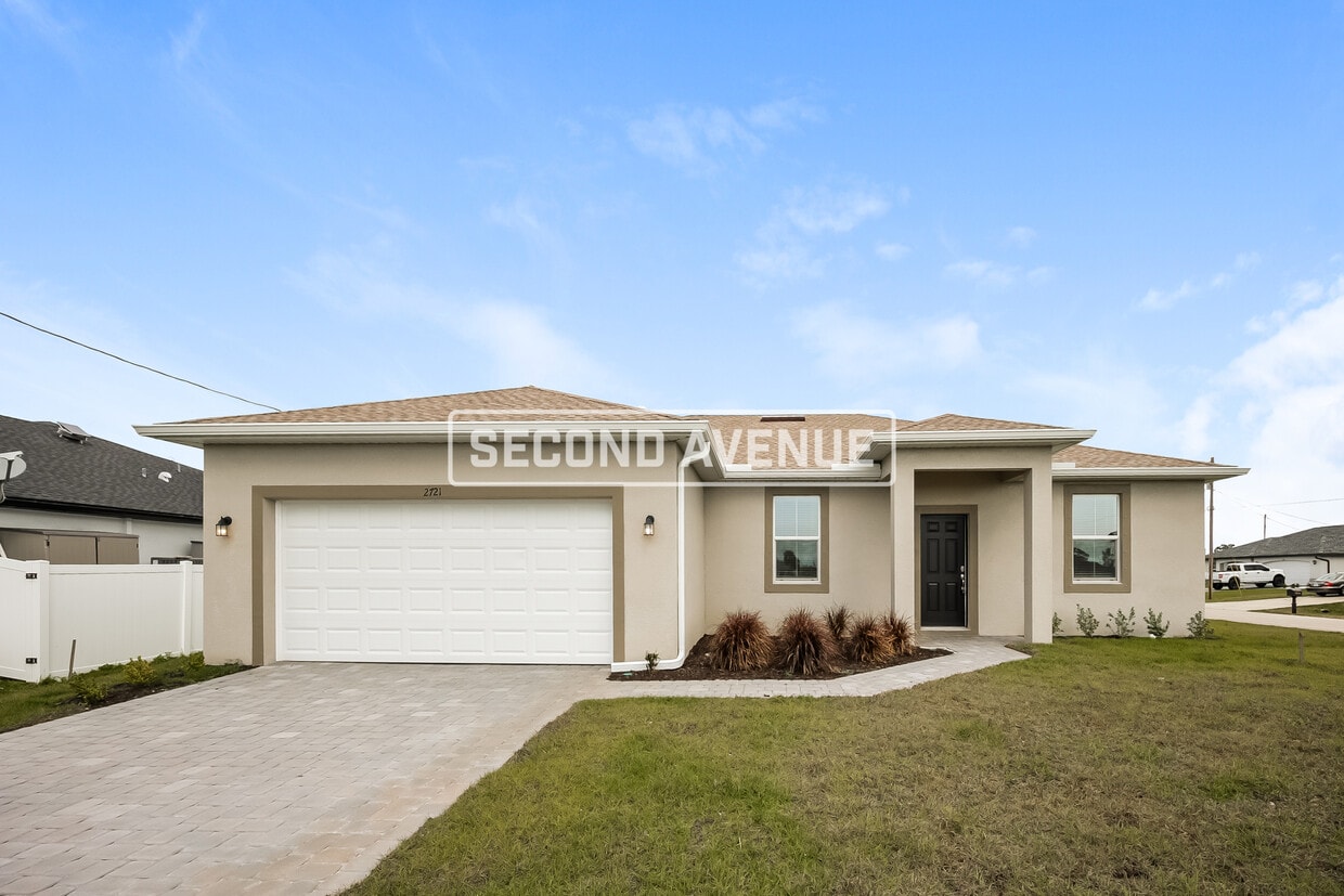 Primary Photo - 2721 NW 18th Pl