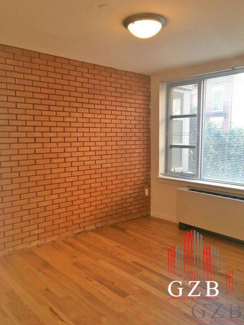 Foto del edificio - 200 E 3rd St