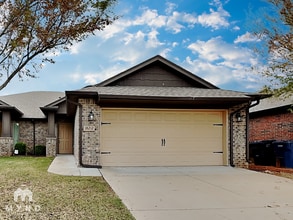 Building Photo - 18212 Manera Wy